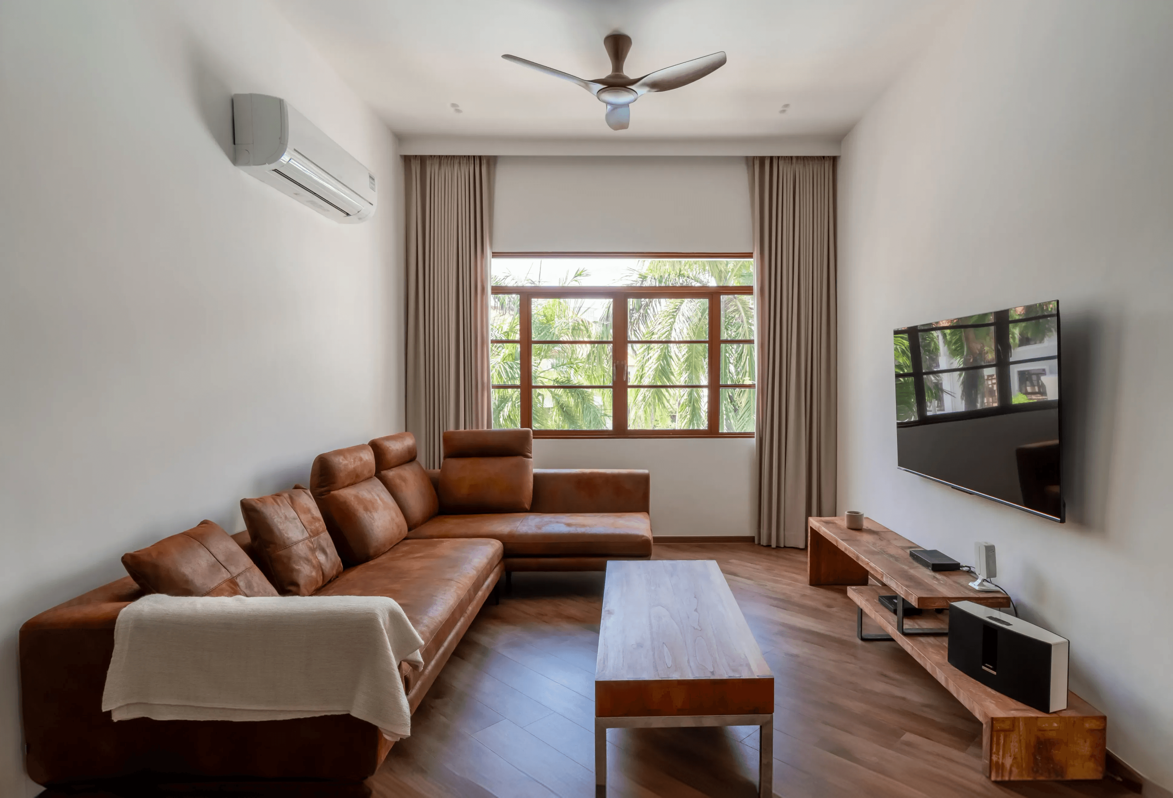 Lasvela BTO renovation project — living room